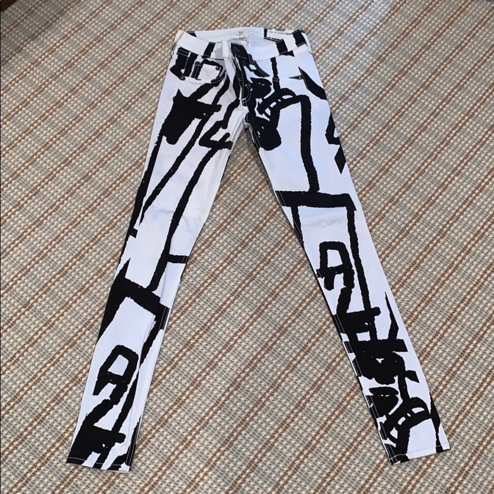 BRAND NEW RAG & BONE JEANS SIZE: 25